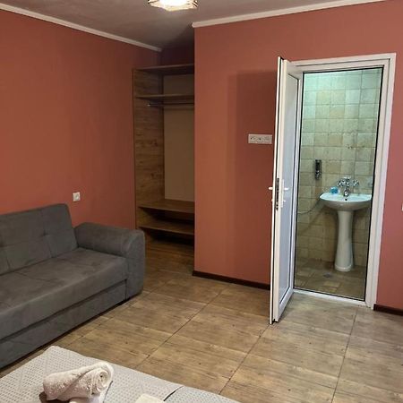 G32 Hotel Tbilisi Bagian luar foto