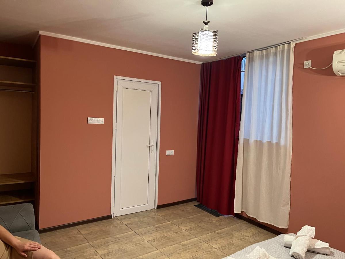 G32 Hotel Tbilisi Bagian luar foto